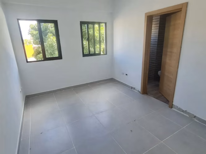 Alquiler de Apartamento de 2 Habitaciones en Zona Universitaria - Imagen 7