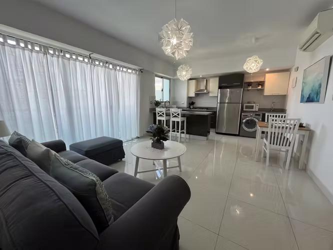 Apartamento en Alquiler en Piantini Amueblado de UNA Habitación - Imagen 2