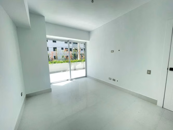 Apartamento Elegante con Amenidades Premium en Piantini - Imagen 3