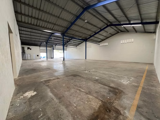 NAVE LOCAL COMERCIAL EN SANTO DOMINGO ESTE