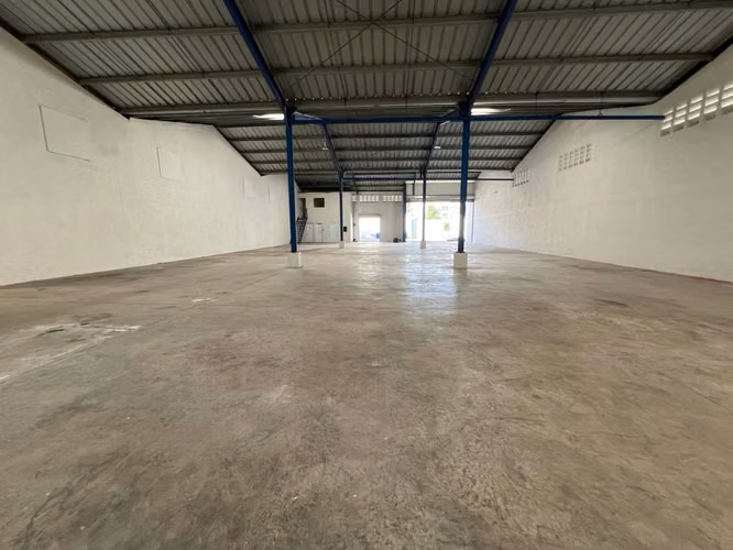 NAVE LOCAL COMERCIAL EN SANTO DOMINGO ESTE