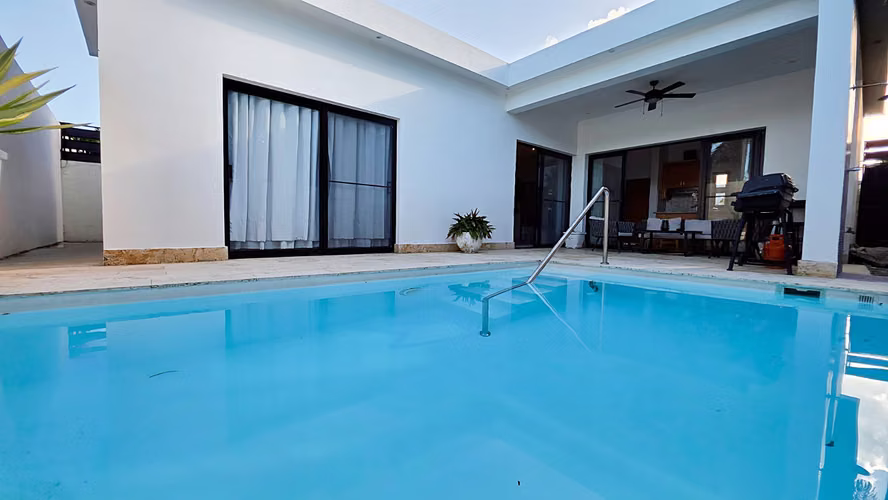 381 VILLA EN CABARETE ESTE