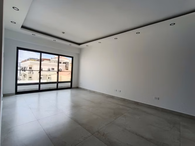 Apartment for rent in Evaristo Morales with 2 bedrooms