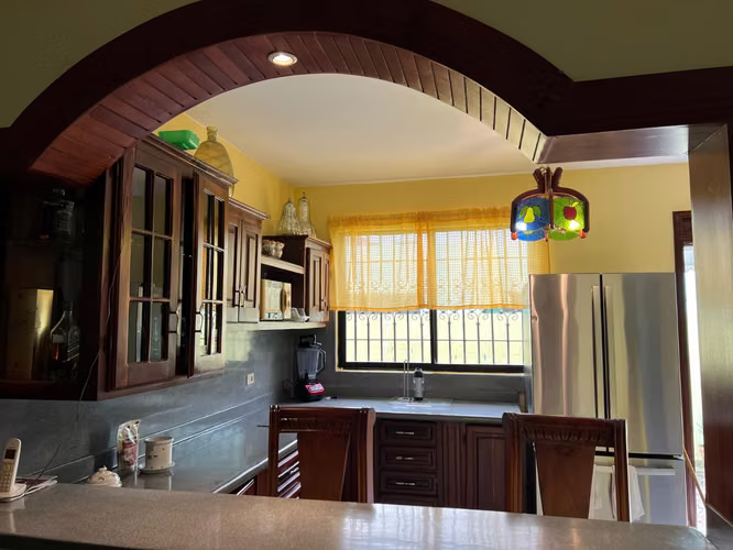 CASA DE 2 NIVELES A LA VENTA PUERTO PLATA