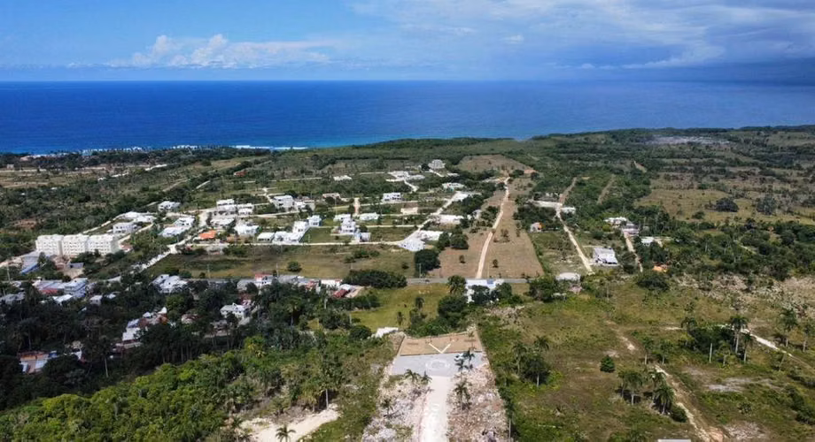 SOLAR EN VENTA CON VISTAS AL MAR, UBICADO EN LOS VALLES DE CABRERA