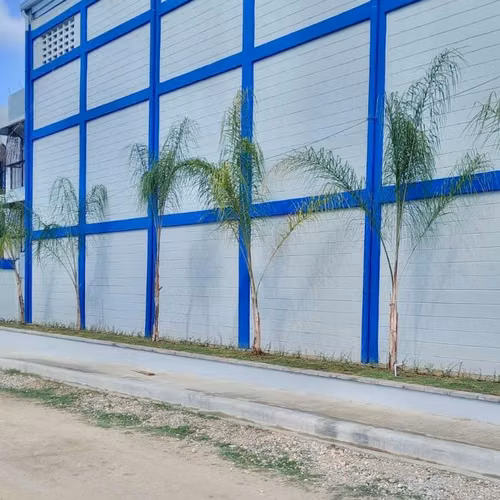 Industrial Ship 2100mts2 for Rent in Santo Domingo West
