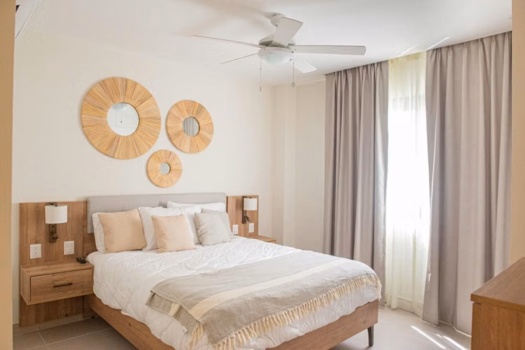 2-bedroom apartment for sale 2 minutes from the beach