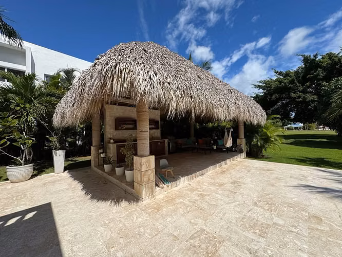 EN VENTA DE OPORTUNIDAD VILLA PRIVADA EN COCOTAL, PUNTA CANA