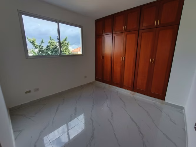 Apartamento con 3 habitaciones en Villa Mella Urb. Rubiosa