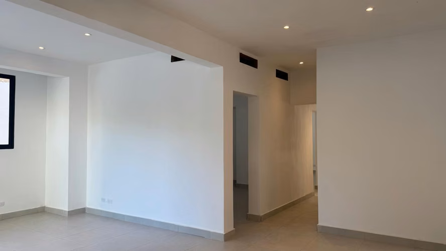 Local comercial en alquiler en la Julia