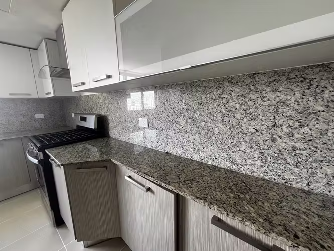 Apartamento en Alquiler en Piantini de TRES Habitaciones - Imagen 6