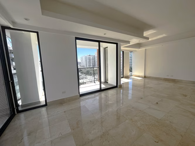 Apartamento en Alquiler en Piantini de TRES Habitaciones - Imagen 2