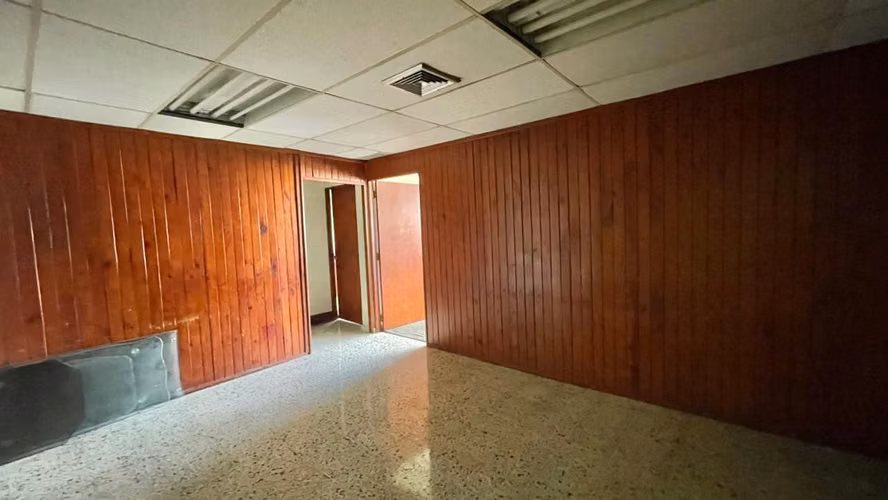Local for Rent for Office in the Vergel, Santo Domingo
