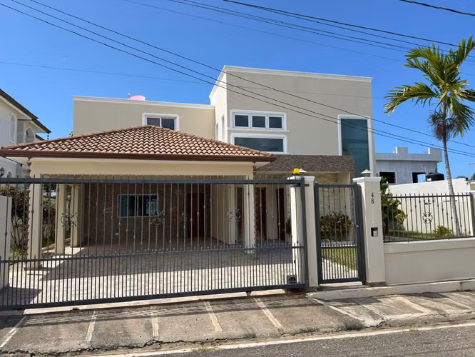 Casa en renta en La Estancia, Puerto Plata  Proyecto cerrado con seguridad 24/7 - Imagen 12