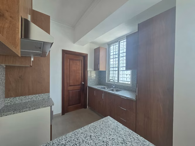 Apartamento En Alquiler Bella Vista 3 habitaciónes - Imagen 3