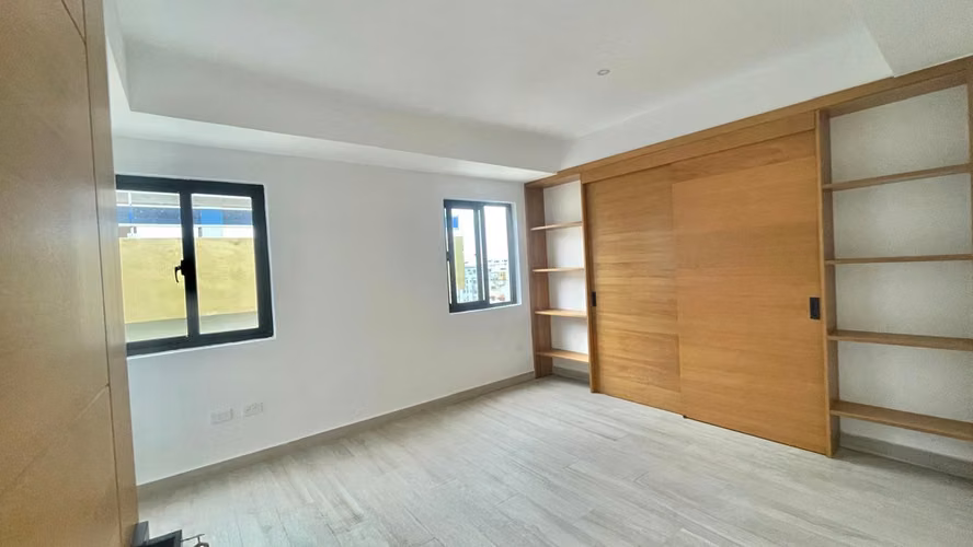 Apartamento En Alquiler 1 Hab | Urb. Real