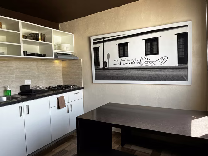 Alquiler Temporal en Zona Colonial  | Patio Privado + Seguridad 24/7