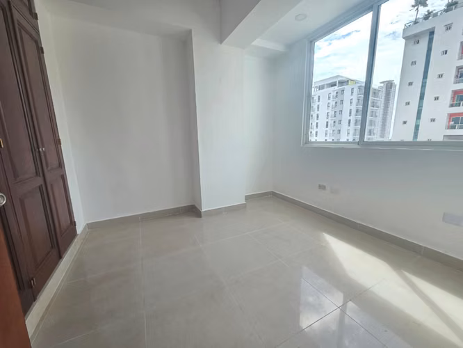 Apartamento en alquiler Bella vista, 3 hab 2 parqueos - Imagen 2