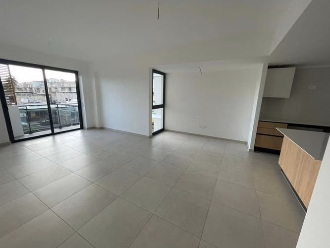 Apartment for sale in Arroyo Hondo Viejo with 3 bedrooms