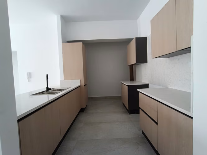 Apartamento en Evaristo Morales en venta de 3 habitaciones