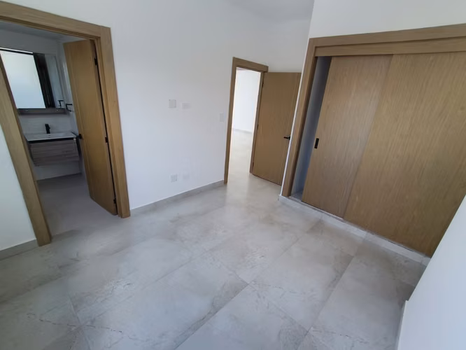 Apartamento en Evaristo Morales en venta de 2 habitaciones - Imagen 6