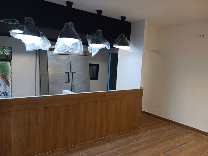 Local Comercial en Alquiler - Imagen 6