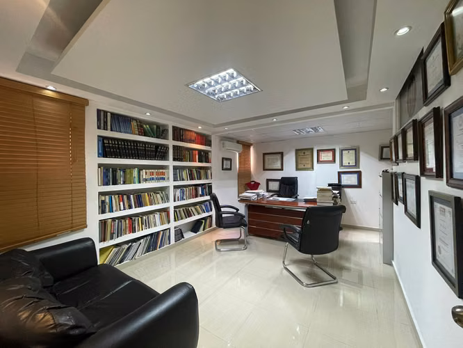Commercial / Office for rent in Naco