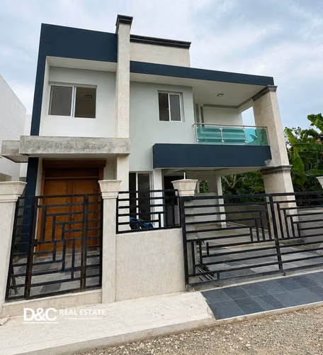  CASA DE OPORTUNIDAD EN PUERTO PLATA  A solo 5 minutos de la playa y muy cerca de Playa Dorada