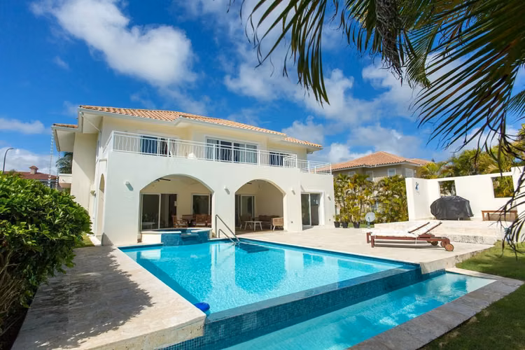 FOR SALE OPPORTUNITY VILLA IN COCOTAL GOLF POINT CANA