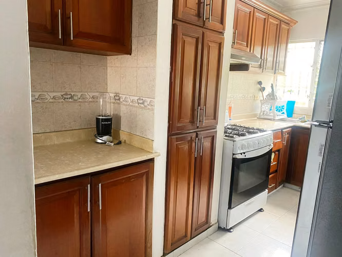 Apartamento en Evaristo Morales en venta de 3 habitaciones