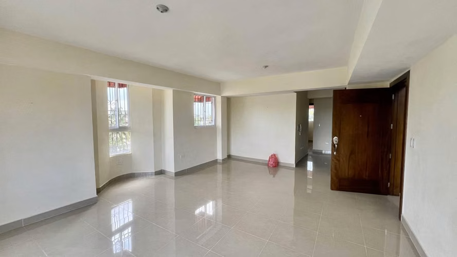 Apartamento en alquiler en Santo Domingo Este - Imagen 2
