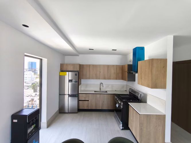 Apartamento En Alquiler De 1 Habitación Y 2 Baños En Piantini - Imagen 3