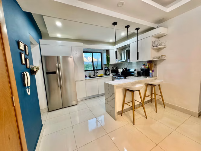 Penthouse Listo en Venta, Llanos de Gurabo, Santiago.