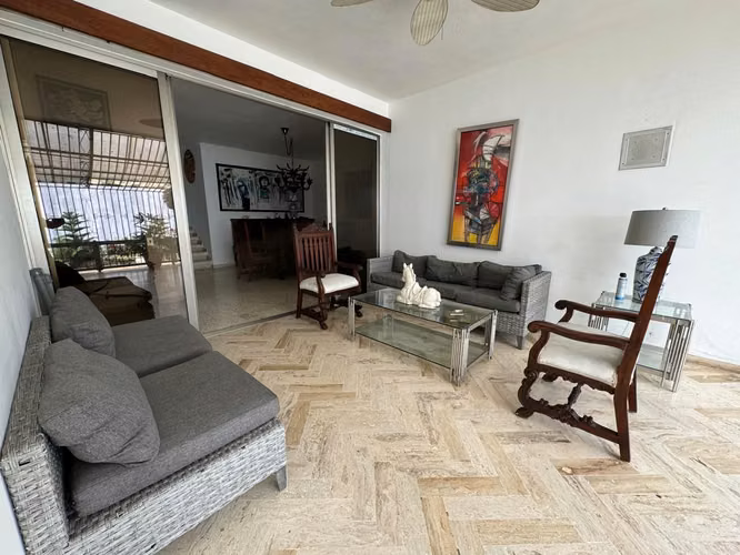 Alquilo casa en Naco - Imagen 2