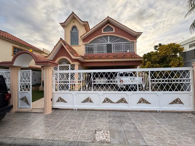 Vendo casa en San Pedro de Macoris