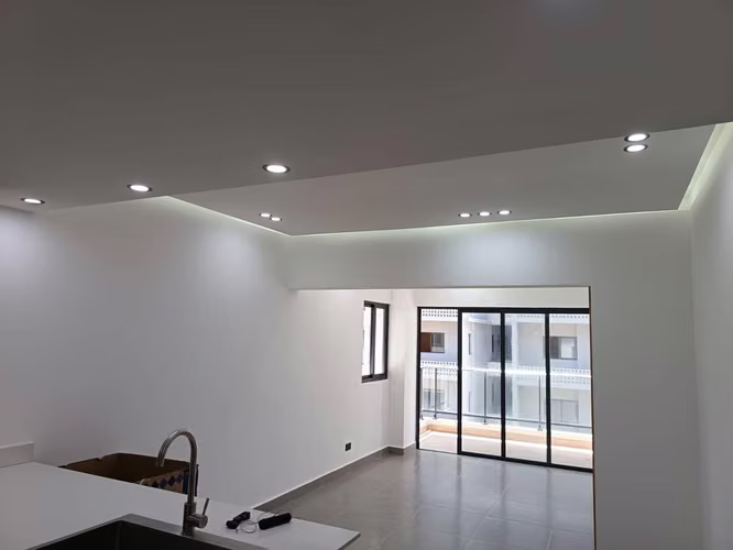 Apartamento en alquiler en Gazcue con línea blanca - Imagen 4