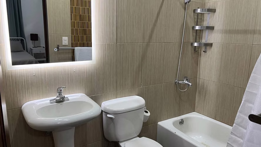 Apartamento en venta amueblado o vacio en Piantini, Santo Domingo - Imagen 5