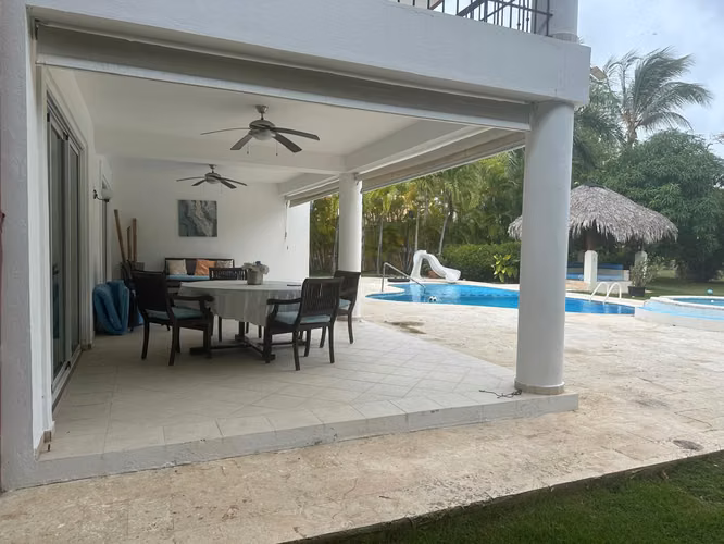 SE RENTA CASA EN COCOTAL GOLF BAVARO