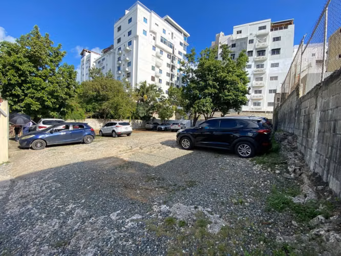 Terreno en Venta en Av 27 de Febrero Santo Domingo - Imagen 5