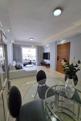 Apartamento En Alquiler De 3 Habitaciones Y 3 Baños En Piantini - Imagen 2