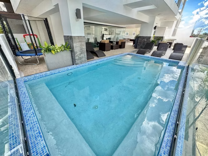 Apartamento Nuevo de 70 m² en Evaristo Morales | Estudio Convertible | US$180,000