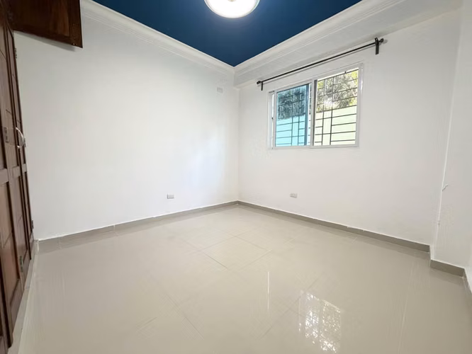APARTAMENTO EN VENTA DE 3 HABITACIONES EN LOS RESTAURADORES