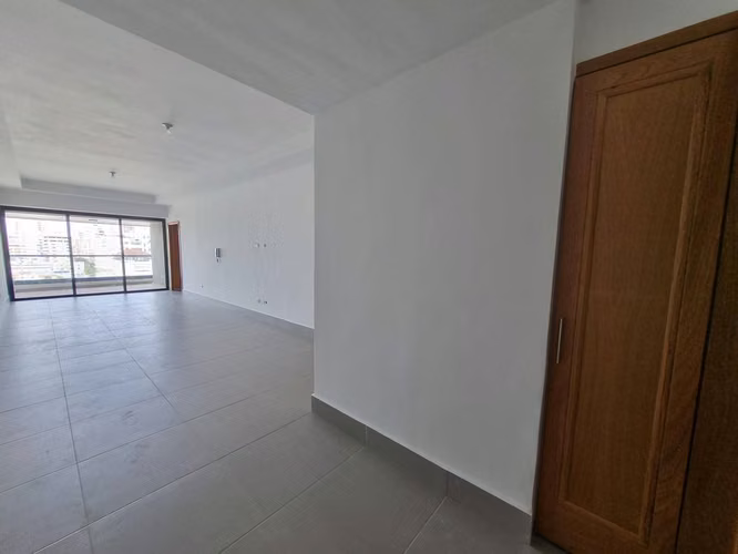Alquiler de apartamento con 3 habitaciones en el ensanche naco - Imagen 7