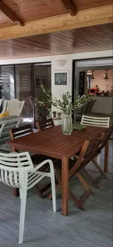 Villa de dos niveles en Metro Golf & Country Club - Imagen 2