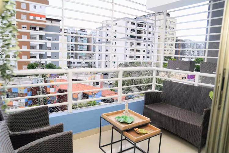 Apartamento de 203 m² en Evaristo Morales | 3 Hab. | Family Room | - Imagen 8