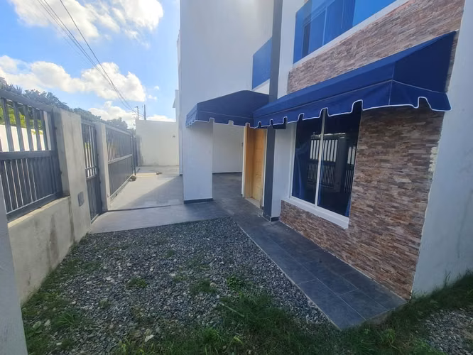 Casa en venta 2 niveles - Av. República de Colombia - Imagen 8