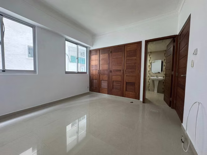 Apartamento de 3 Habitaciones en Piantini - Imagen 5