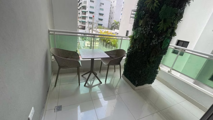 Apartamento en Venta en Evaristo Morales 2HAB| Listo para Ocupar - Imagen 4