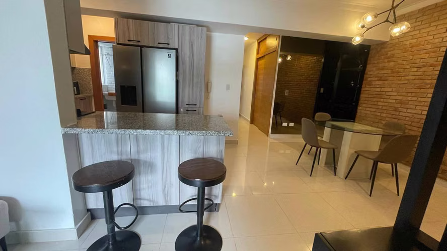 Apartamento en Venta en Evaristo Morales 2HAB| Listo para Ocupar - Imagen 2