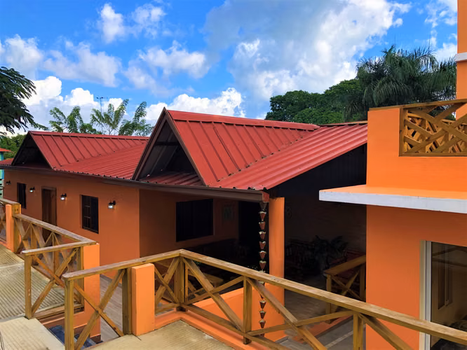 SE VENDE VILLA COMPLETA, EN ZONA PRIVADA, CAPACIDAD PARA 43 PERSONAS - Imagen 7